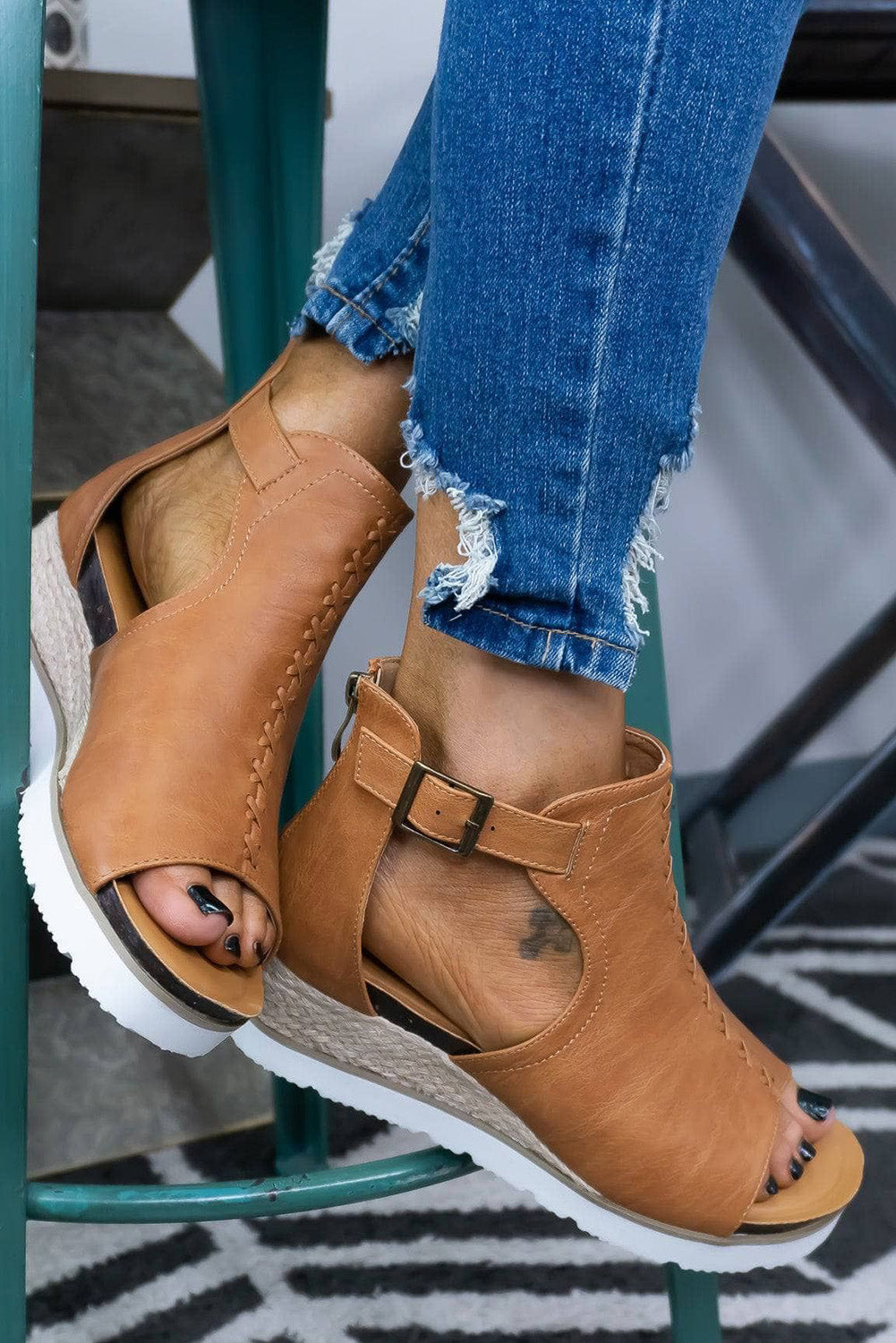 Platform sandals with khaki PU, buckle straps