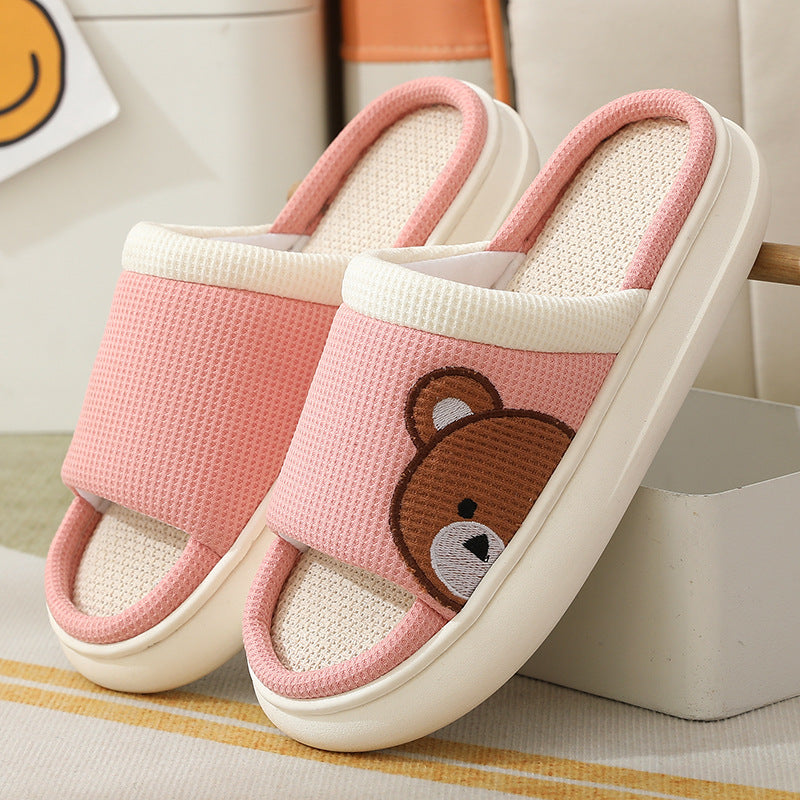 Adorabili pantofole a forma di orso: comode e chic