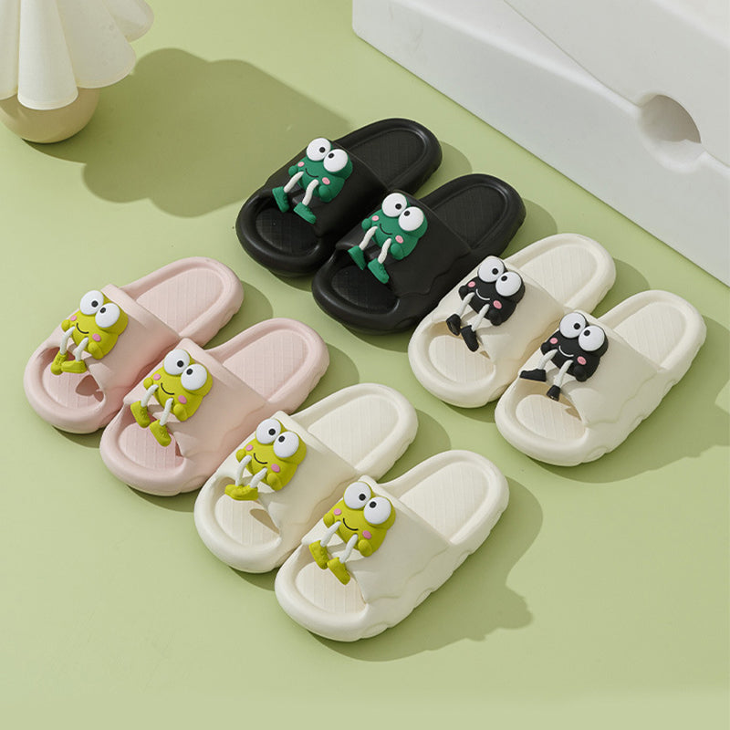 Whimsical frog slippers: summer fun