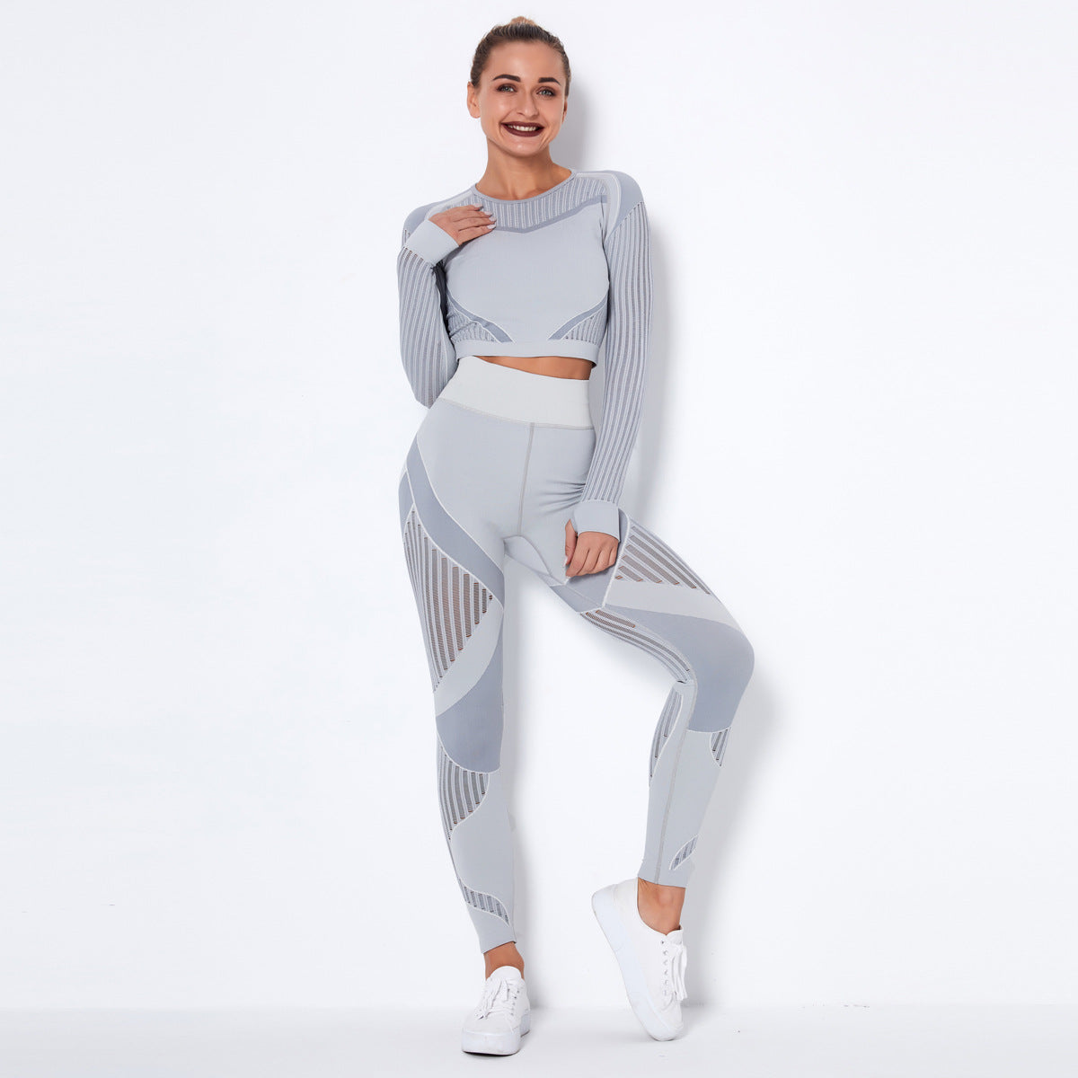 Absorbent long-sleeved yoga suit