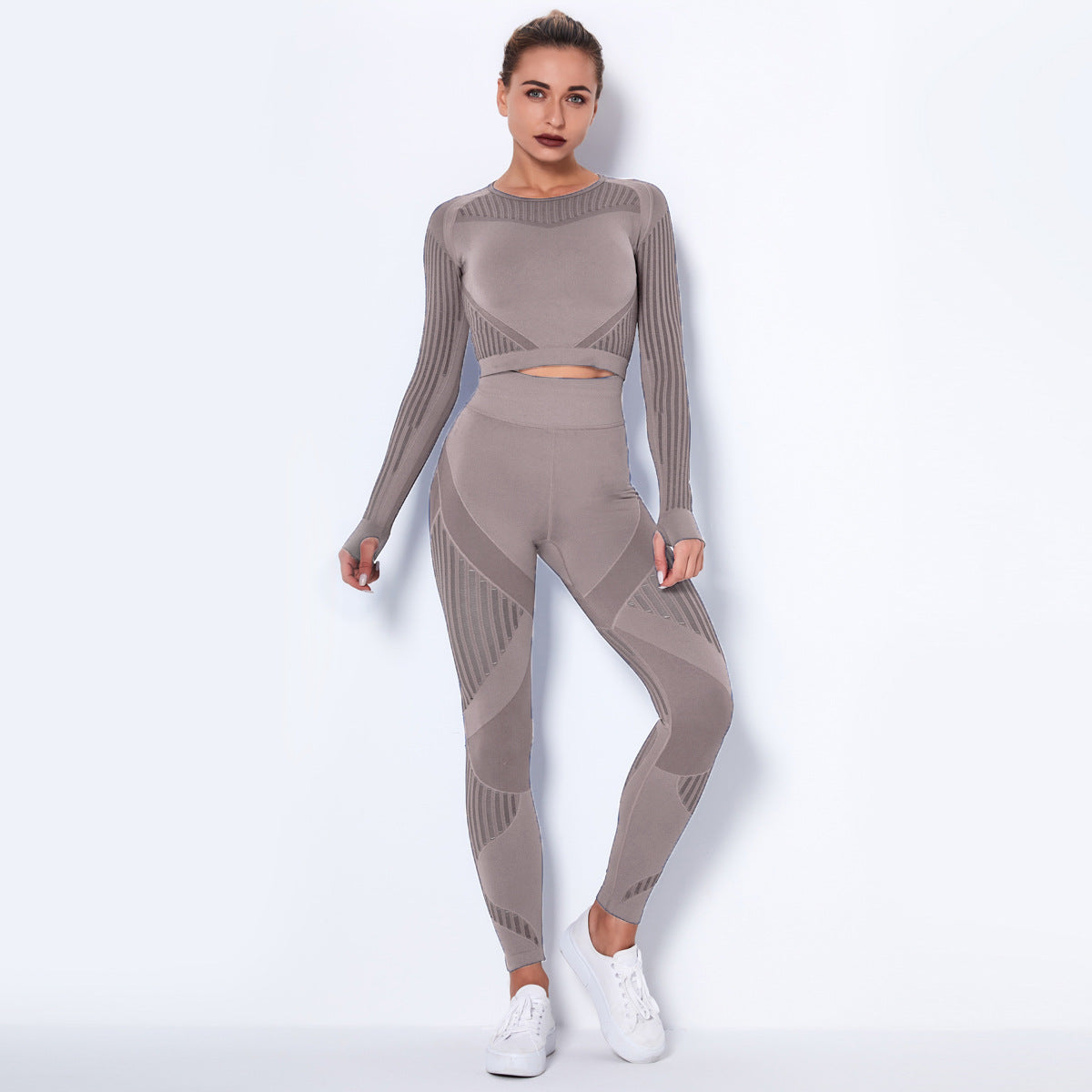 Absorbent long-sleeved yoga suit