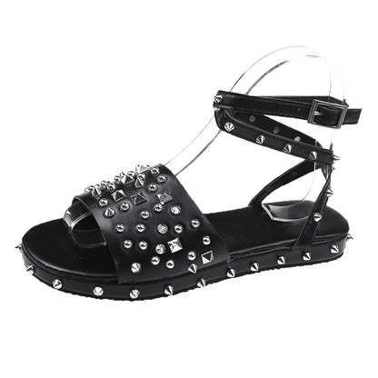 Trendy Roman-style rivet sandals