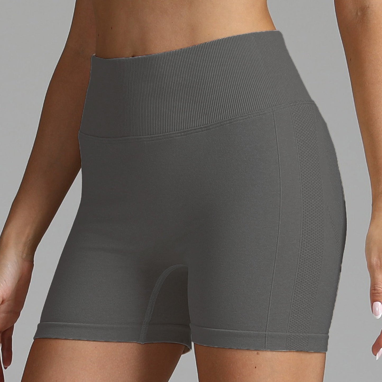 High-waisted seamless yoga shorts