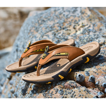 Breathable leather flip flops