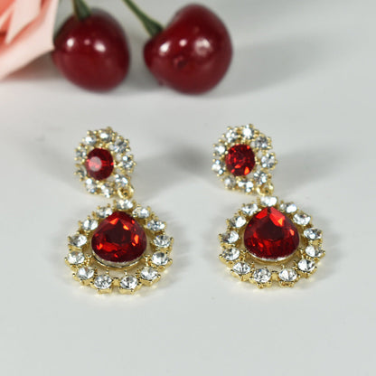 Retro Debutante Style Dignified Rhinestone Pearl Diamond Stud Earrings