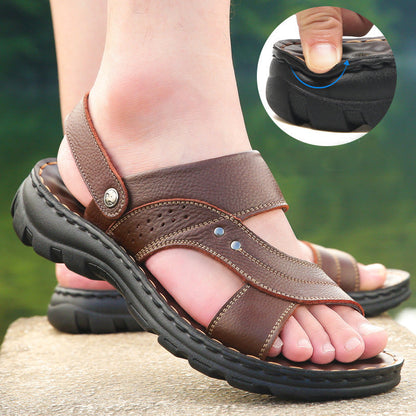 Adjustable back strap beach slides.