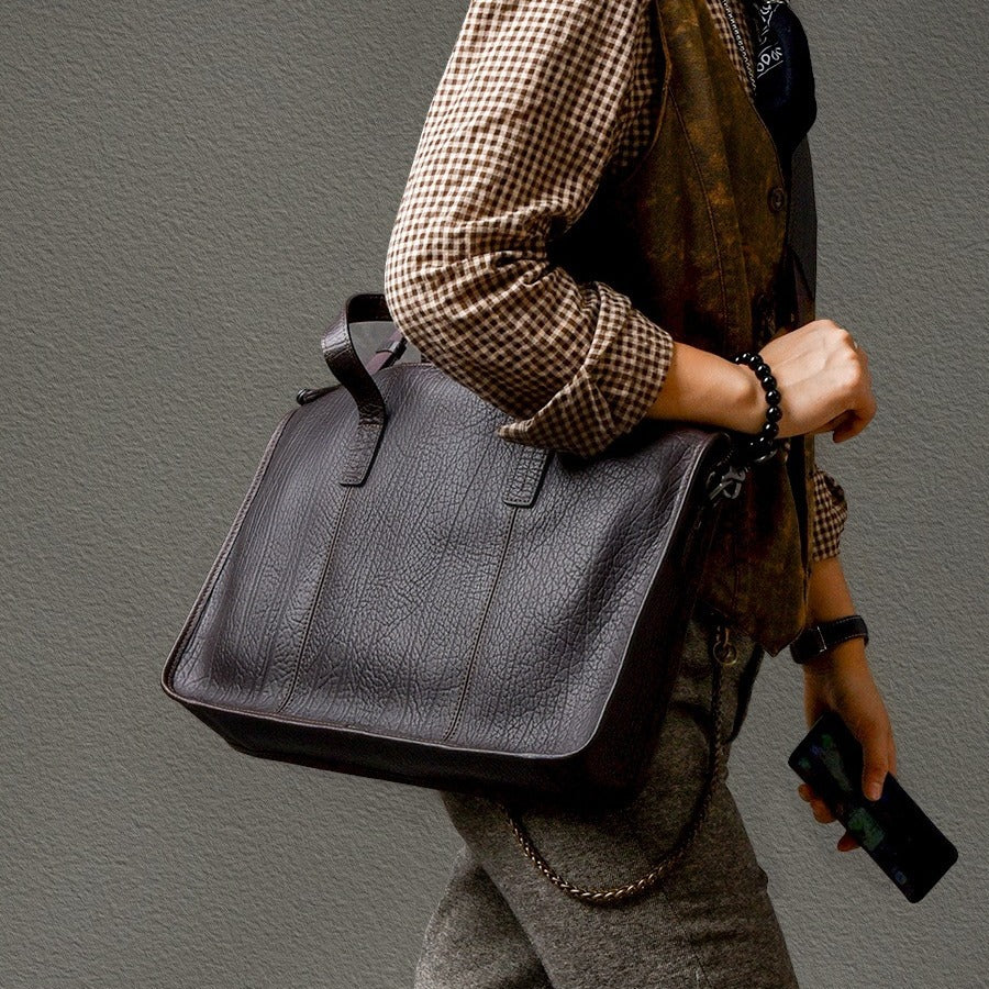 Cowhide Commuter Hand-carrying Bag