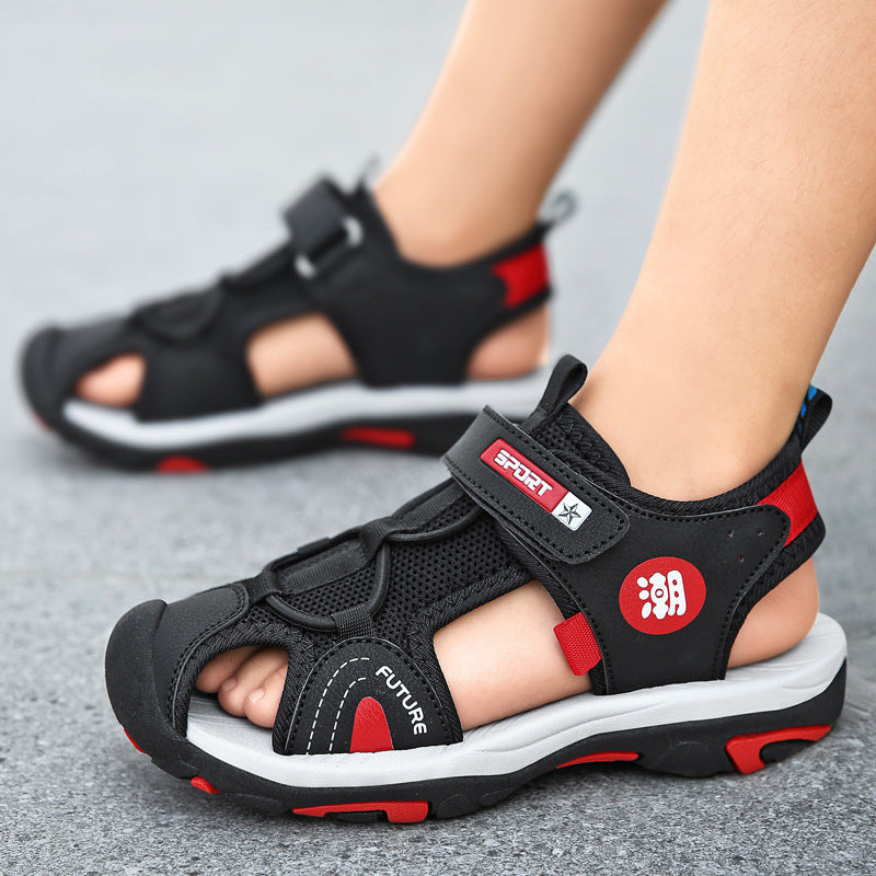 Children's anti-slip sports shoes