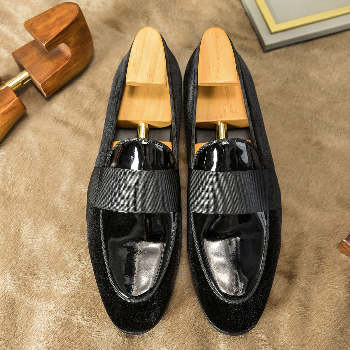 Velvet Leather Korean Loafers Business Casual Leather Shoes