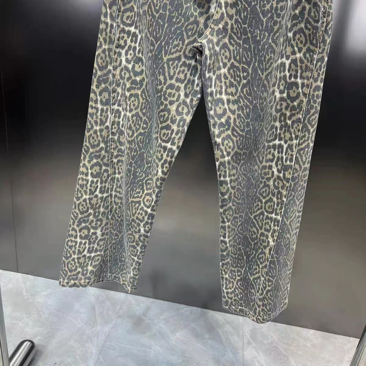 Leopard print slim street jeans