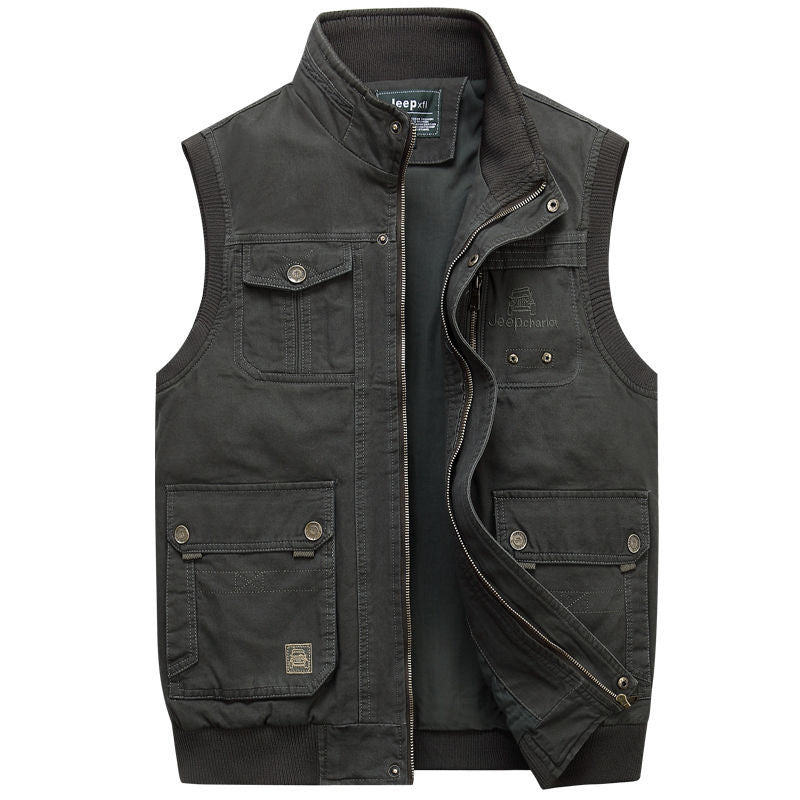 Cotton vest with multiple pockets.