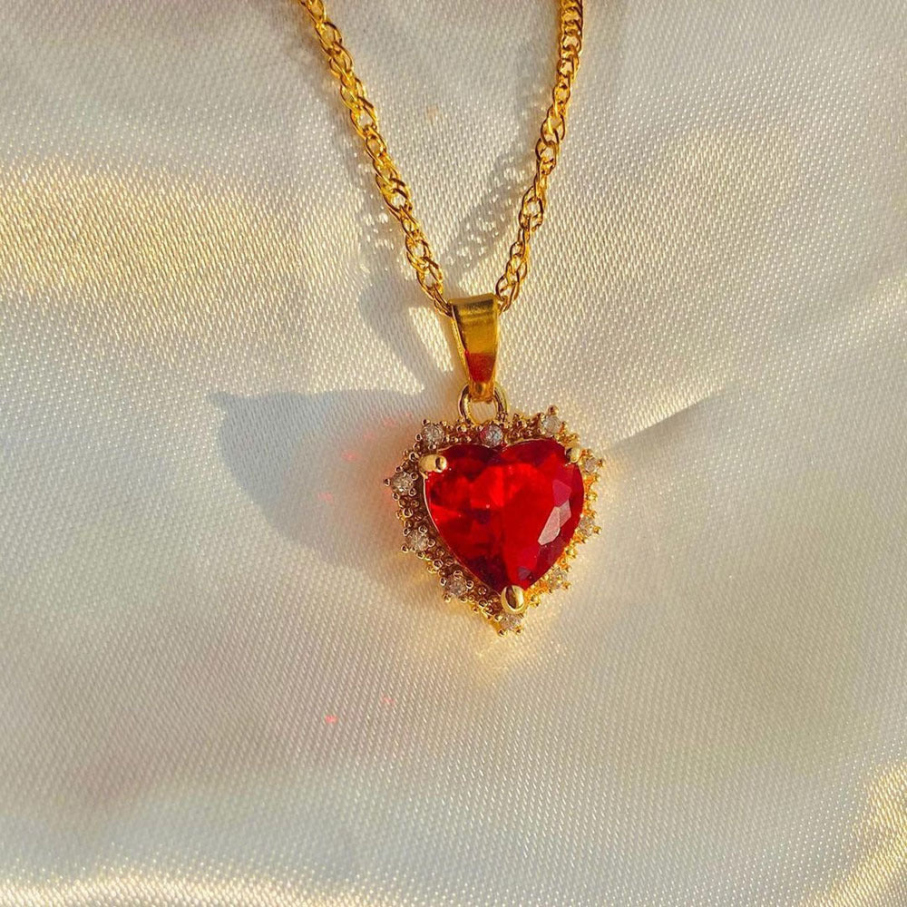 Colorful Rhinestones Heart-shped Necklace Love Gold Clavicle