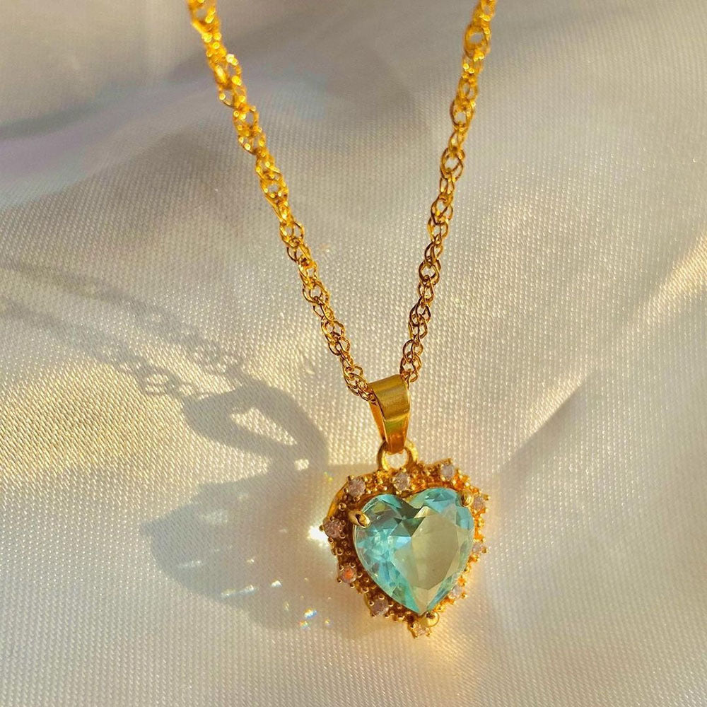 Colorful Rhinestones Heart-shped Necklace Love Gold Clavicle