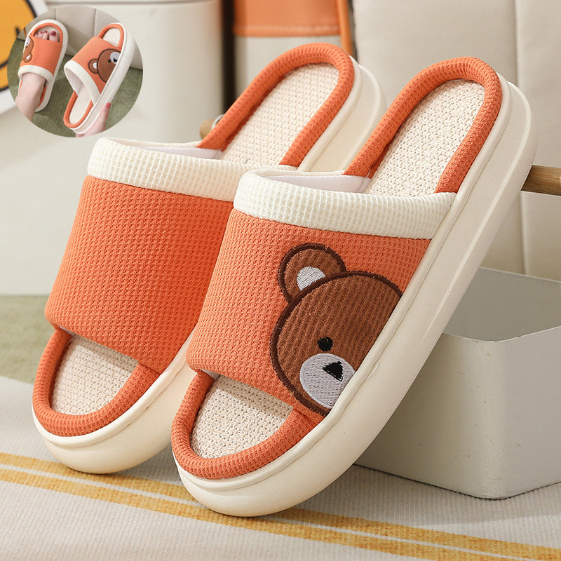 Adorabili pantofole a forma di orso: comode e chic