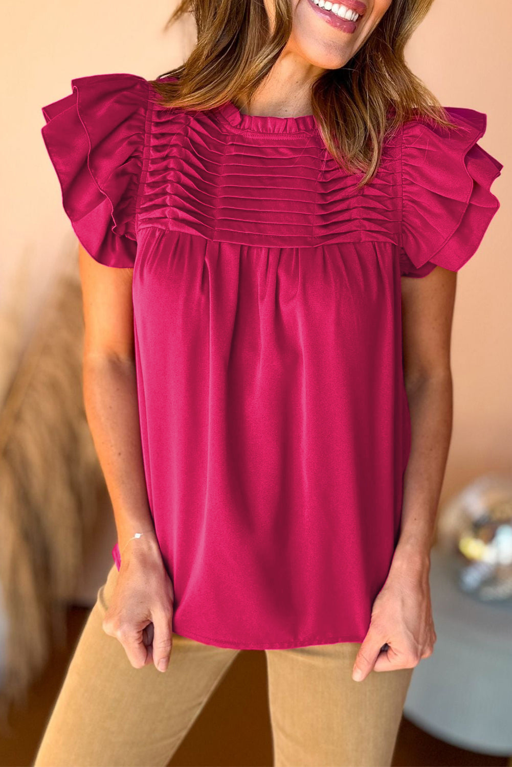 Blouse with ruched, frilled neck