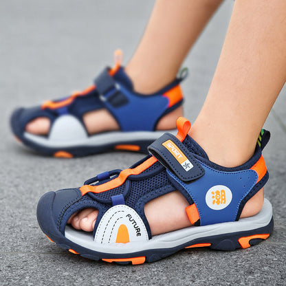 Children's anti-slip sports shoes