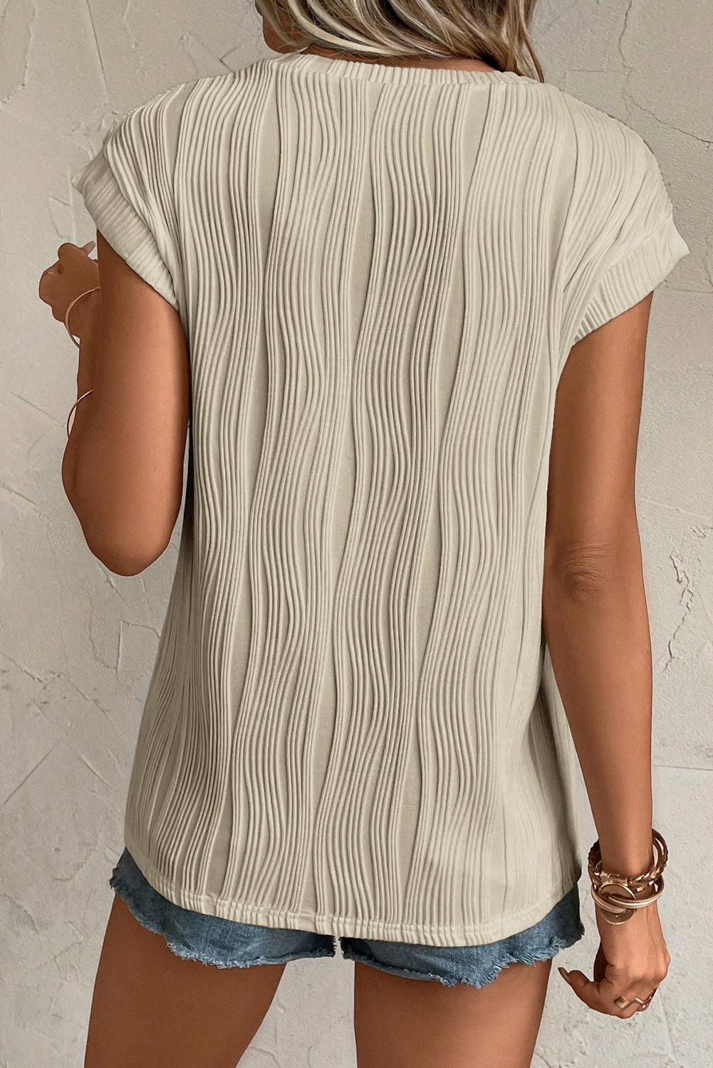 Cap sleeve top with wavy texture