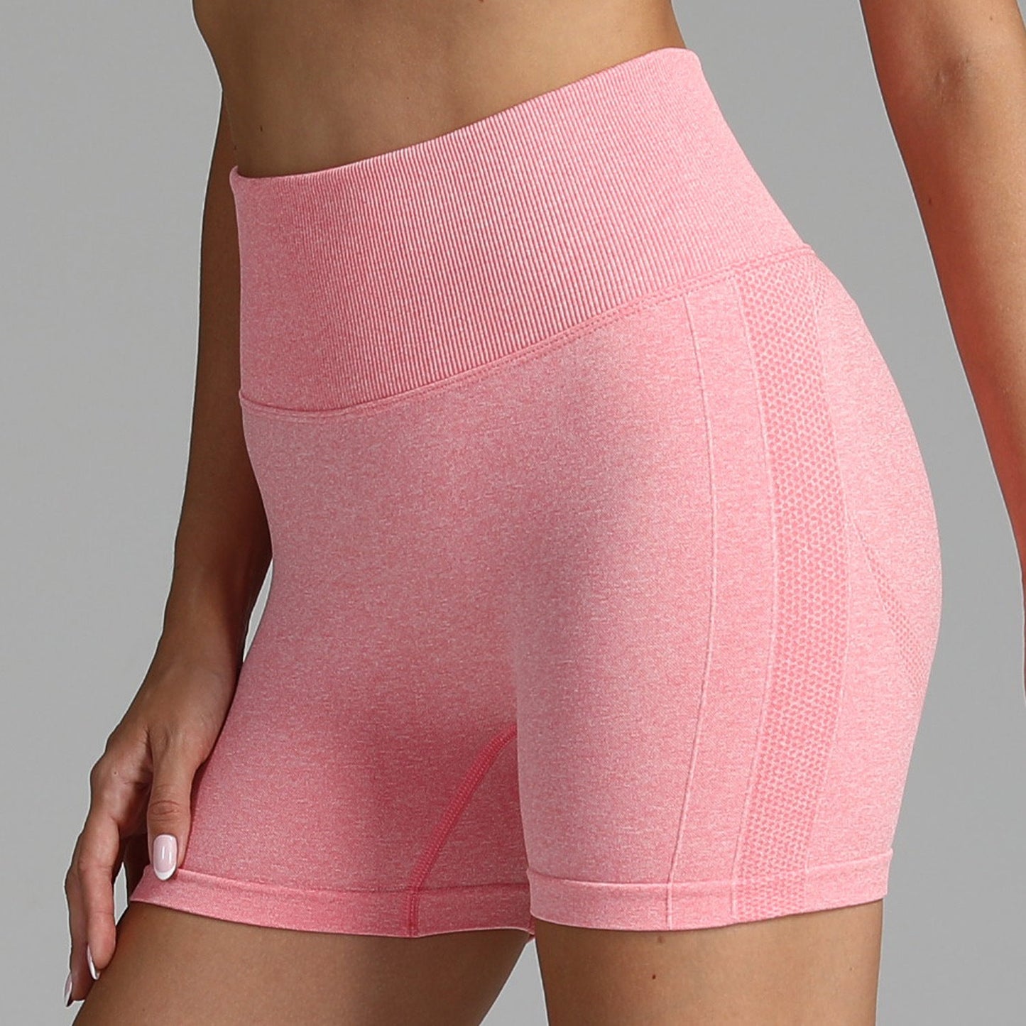 High-waisted seamless yoga shorts